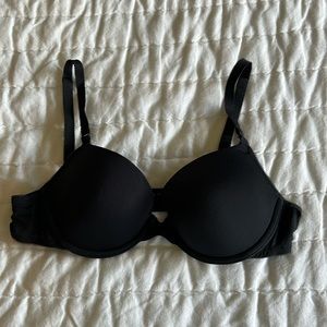 Gap Body Black Demi Impulse bra 34B